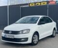 Белый Фольксваген Поло, объемом двигателя 1.6 л и пробегом 220 тыс. км за 5800 $, фото 1 на Automoto.ua