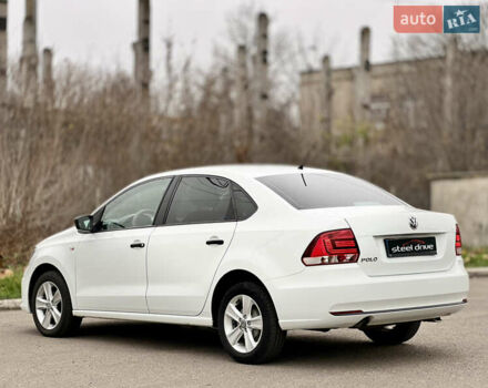 Белый Фольксваген Поло, объемом двигателя 1.6 л и пробегом 164 тыс. км за 8999 $, фото 7 на Automoto.ua