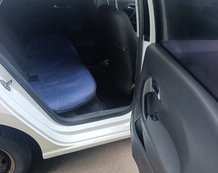 Білий Фольксваген Поло, об'ємом двигуна 1.6 л та пробігом 345 тис. км за 4999 $, фото 5 на Automoto.ua