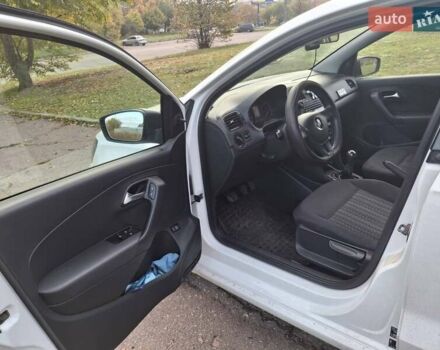 Білий Фольксваген Поло, об'ємом двигуна 1.6 л та пробігом 313 тис. км за 7300 $, фото 10 на Automoto.ua