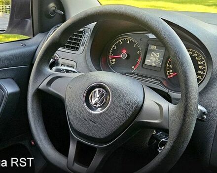 Білий Фольксваген Поло, об'ємом двигуна 1.6 л та пробігом 89 тис. км за 8800 $, фото 12 на Automoto.ua