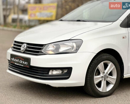 Белый Фольксваген Поло, объемом двигателя 1.6 л и пробегом 164 тыс. км за 8999 $, фото 3 на Automoto.ua