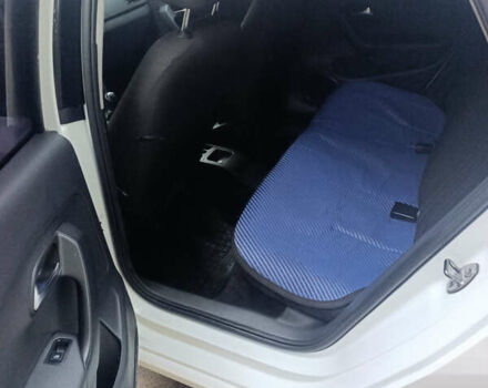 Білий Фольксваген Поло, об'ємом двигуна 1.6 л та пробігом 345 тис. км за 4999 $, фото 6 на Automoto.ua