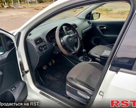 Белый Фольксваген Поло, объемом двигателя 1.6 л и пробегом 163 тыс. км за 8700 $, фото 9 на Automoto.ua