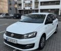 Белый Фольксваген Поло, объемом двигателя 1.6 л и пробегом 215 тыс. км за 6700 $, фото 1 на Automoto.ua