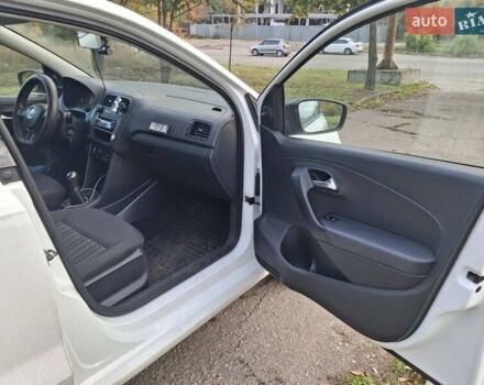 Білий Фольксваген Поло, об'ємом двигуна 1.6 л та пробігом 313 тис. км за 7300 $, фото 6 на Automoto.ua