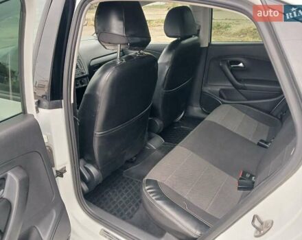 Білий Фольксваген Поло, об'ємом двигуна 1.6 л та пробігом 163 тис. км за 8700 $, фото 13 на Automoto.ua