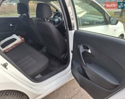 Білий Фольксваген Поло, об'ємом двигуна 1.6 л та пробігом 313 тис. км за 7300 $, фото 7 на Automoto.ua