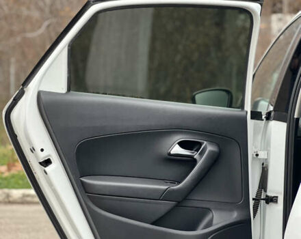 Белый Фольксваген Поло, объемом двигателя 1.6 л и пробегом 164 тыс. км за 8999 $, фото 20 на Automoto.ua