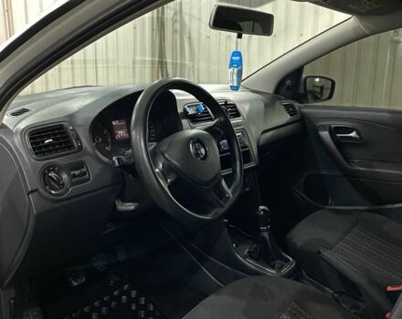 Белый Фольксваген Поло, объемом двигателя 1.6 л и пробегом 94 тыс. км за 6999 $, фото 7 на Automoto.ua