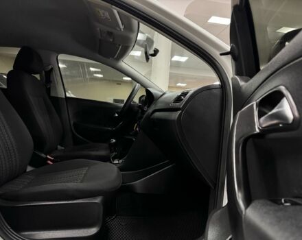 Білий Фольксваген Поло, об'ємом двигуна 1.6 л та пробігом 139 тис. км за 8700 $, фото 8 на Automoto.ua