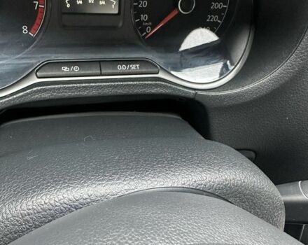 Белый Фольксваген Поло, объемом двигателя 1.4 л и пробегом 99 тыс. км за 10000 $, фото 5 на Automoto.ua