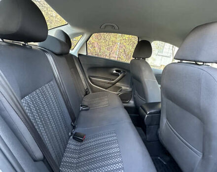 Белый Фольксваген Поло, объемом двигателя 1.4 л и пробегом 99 тыс. км за 9900 $, фото 7 на Automoto.ua