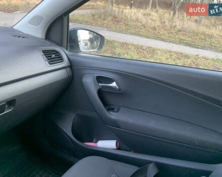 Белый Фольксваген Поло, объемом двигателя 1.2 л и пробегом 217 тыс. км за 6150 $, фото 11 на Automoto.ua