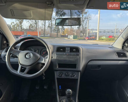 Білий Фольксваген Поло, об'ємом двигуна 1.6 л та пробігом 195 тис. км за 8200 $, фото 6 на Automoto.ua