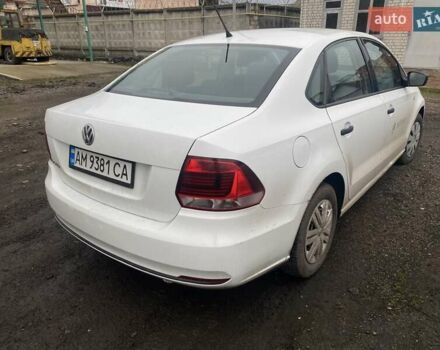 Белый Фольксваген Поло, объемом двигателя 1.6 л и пробегом 156 тыс. км за 7600 $, фото 5 на Automoto.ua