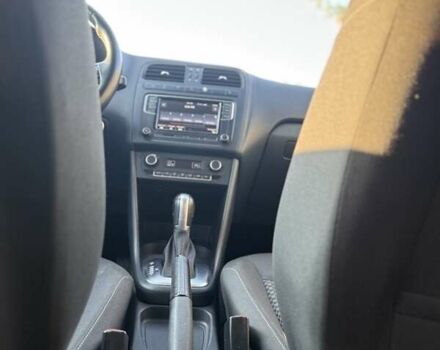 Белый Фольксваген Поло, объемом двигателя 1.4 л и пробегом 170 тыс. км за 9999 $, фото 6 на Automoto.ua