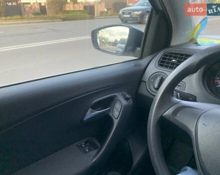 Белый Фольксваген Поло, объемом двигателя 1.2 л и пробегом 217 тыс. км за 6150 $, фото 10 на Automoto.ua