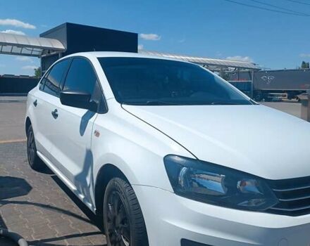 Белый Фольксваген Поло, объемом двигателя 1.6 л и пробегом 196 тыс. км за 9000 $, фото 8 на Automoto.ua