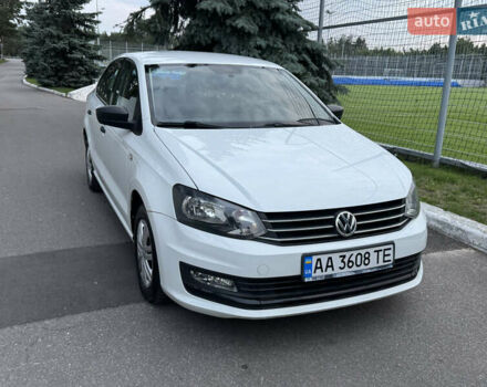 Белый Фольксваген Поло, объемом двигателя 1.6 л и пробегом 65 тыс. км за 10500 $, фото 5 на Automoto.ua