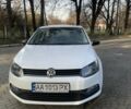 Белый Фольксваген Поло, объемом двигателя 1.2 л и пробегом 217 тыс. км за 6150 $, фото 1 на Automoto.ua