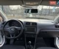 Белый Фольксваген Поло, объемом двигателя 1.6 л и пробегом 196 тыс. км за 9900 $, фото 28 на Automoto.ua