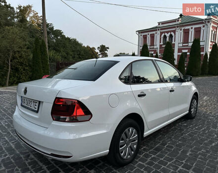 Белый Фольксваген Поло, объемом двигателя 1.6 л и пробегом 80 тыс. км за 9299 $, фото 14 на Automoto.ua