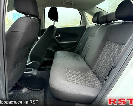 Белый Фольксваген Поло, объемом двигателя 1.6 л и пробегом 131 тыс. км за 7300 $, фото 12 на Automoto.ua