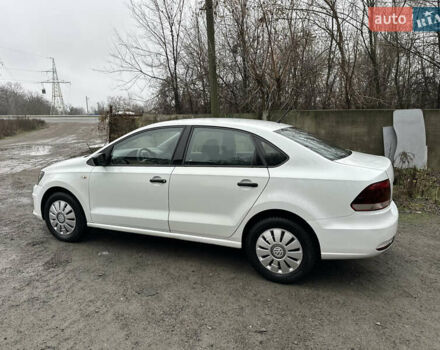 Білий Фольксваген Поло, об'ємом двигуна 1.6 л та пробігом 132 тис. км за 7350 $, фото 6 на Automoto.ua