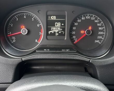Белый Фольксваген Поло, объемом двигателя 1.6 л и пробегом 236 тыс. км за 6500 $, фото 12 на Automoto.ua