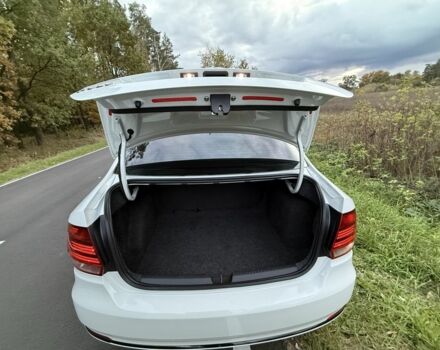 Белый Фольксваген Поло, объемом двигателя 1.6 л и пробегом 187 тыс. км за 8900 $, фото 2 на Automoto.ua