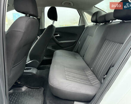 Білий Фольксваген Поло, об'ємом двигуна 1.6 л та пробігом 131 тис. км за 7300 $, фото 13 на Automoto.ua