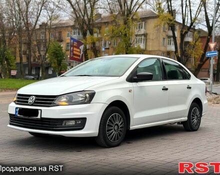 Белый Фольксваген Поло, объемом двигателя 1.6 л и пробегом 131 тыс. км за 7300 $, фото 4 на Automoto.ua