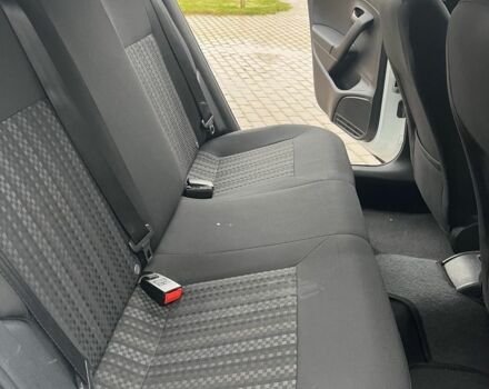 Белый Фольксваген Поло, объемом двигателя 1.6 л и пробегом 236 тыс. км за 6500 $, фото 10 на Automoto.ua