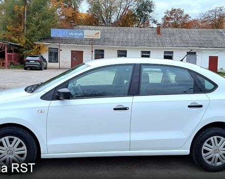 Белый Фольксваген Поло, объемом двигателя 1.6 л и пробегом 73 тыс. км за 9600 $, фото 3 на Automoto.ua