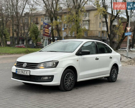 Білий Фольксваген Поло, об'ємом двигуна 1.6 л та пробігом 131 тис. км за 7300 $, фото 2 на Automoto.ua