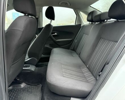 Белый Фольксваген Поло, объемом двигателя 1.6 л и пробегом 131 тыс. км за 7300 $, фото 12 на Automoto.ua