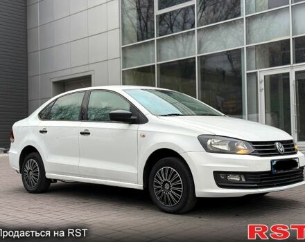 Белый Фольксваген Поло, объемом двигателя 1.6 л и пробегом 131 тыс. км за 7300 $, фото 3 на Automoto.ua
