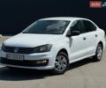 Белый Фольксваген Поло, объемом двигателя 1.6 л и пробегом 220 тыс. км за 5700 $, фото 1 на Automoto.ua