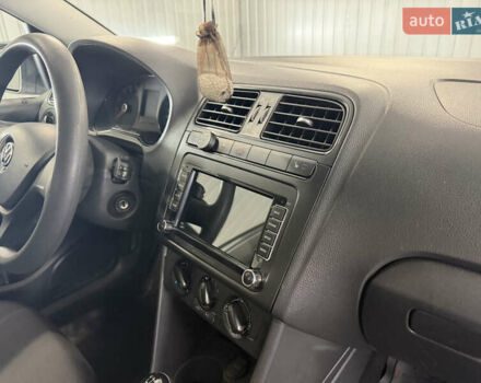 Білий Фольксваген Поло, об'ємом двигуна 1.4 л та пробігом 58 тис. км за 11000 $, фото 27 на Automoto.ua