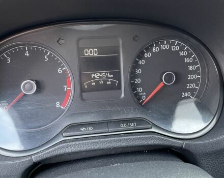 Белый Фольксваген Поло, объемом двигателя 1.6 л и пробегом 142 тыс. км за 7300 $, фото 6 на Automoto.ua