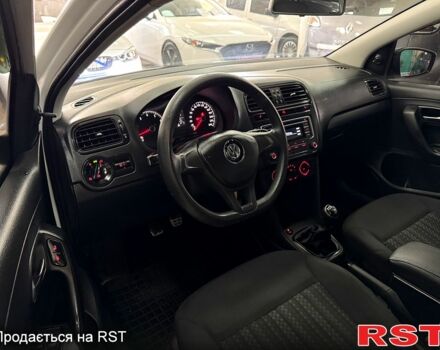 Белый Фольксваген Поло, объемом двигателя 1.6 л и пробегом 130 тыс. км за 8900 $, фото 10 на Automoto.ua