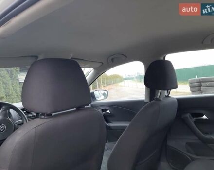 Білий Фольксваген Поло, об'ємом двигуна 1.6 л та пробігом 158 тис. км за 9998 $, фото 1 на Automoto.ua