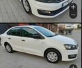 Белый Фольксваген Поло, объемом двигателя 1.6 л и пробегом 290 тыс. км за 8700 $, фото 1 на Automoto.ua