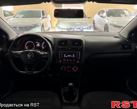 Белый Фольксваген Поло, объемом двигателя 1.6 л и пробегом 130 тыс. км за 8900 $, фото 11 на Automoto.ua