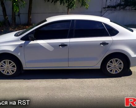 Белый Фольксваген Поло, объемом двигателя 1.6 л и пробегом 290 тыс. км за 8700 $, фото 1 на Automoto.ua