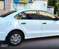 Белый Фольксваген Поло, объемом двигателя 1.6 л и пробегом 50 тыс. км за 8800 $, фото 1 на Automoto.ua