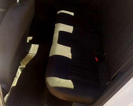 Белый Фольксваген Поло, объемом двигателя 1.6 л и пробегом 290 тыс. км за 8700 $, фото 7 на Automoto.ua