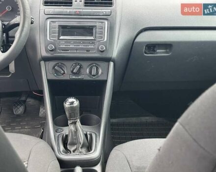 Білий Фольксваген Поло, об'ємом двигуна 1.6 л та пробігом 220 тис. км за 6000 $, фото 1 на Automoto.ua