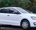 Белый Фольксваген Поло, объемом двигателя 1.6 л и пробегом 65 тыс. км за 9700 $, фото 2 на Automoto.ua